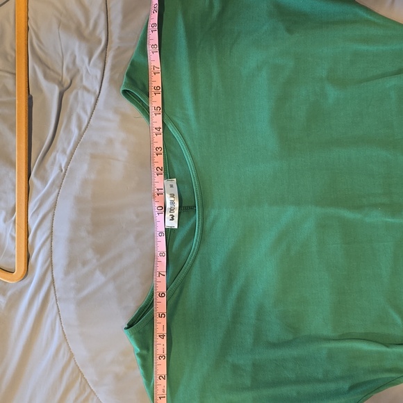DOUBLJU Green, Women's Medium Top - Picture 2 of 7